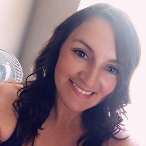 Meet your Posher, Kelia